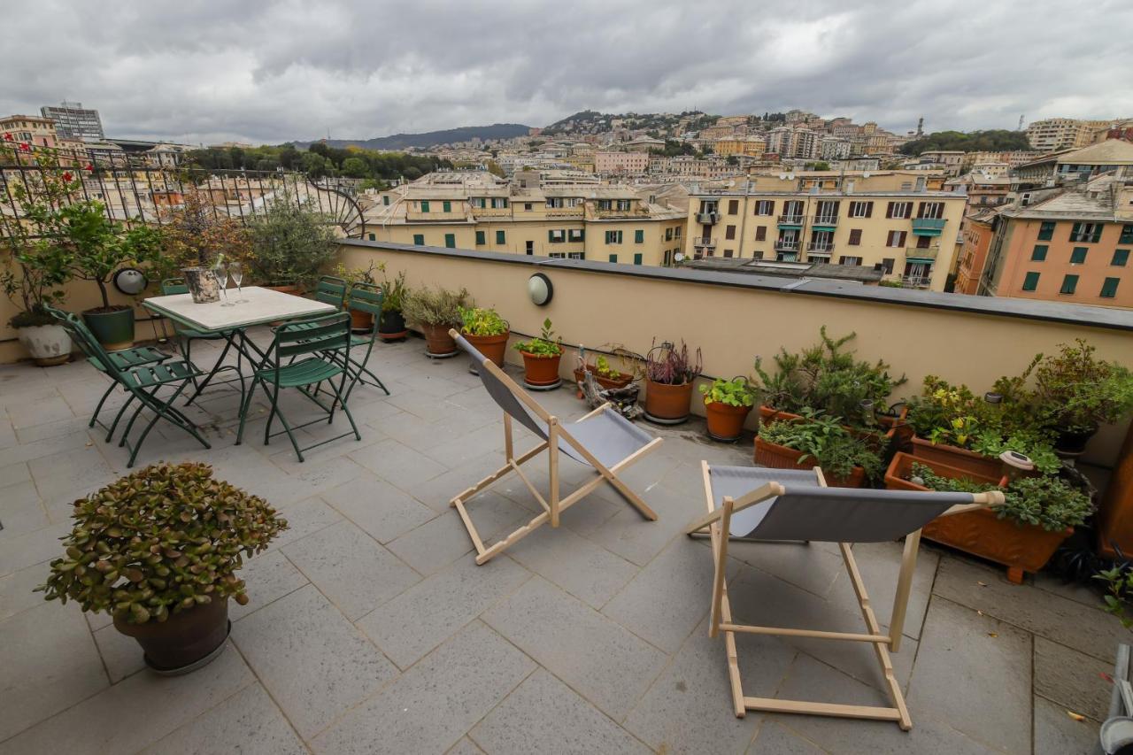 Altido Apt For 3 With Rooftop Balcony And Lovely Cityview Genova Eksteriør billede